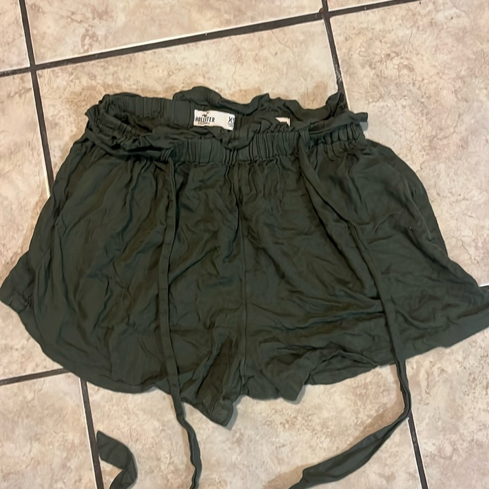 Hollister Flowy Shorts